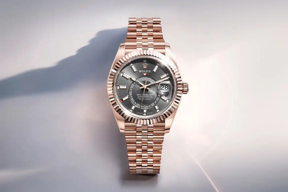 Rolex Sky Dweller Cover M336935 0008 Portrait